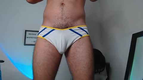 Snapshot of hotboyneon490 chatting on December 2, 7:58 pm Alex Neon online show from December 2, 7:58 pm
