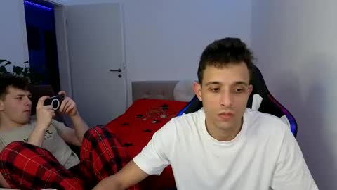 Hotboyshorny online show from February 28, 6:18 pm