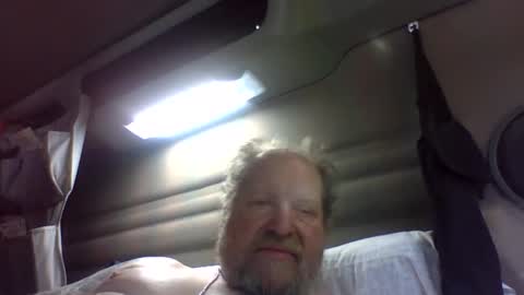 hotdad10 online show from April 11, 4:32 pm