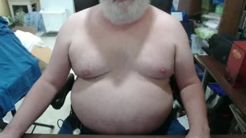 Snapshot of hotgrandpa594u chatting on October 6, 5:28 pm hotgrandpa594u online show from October 6, 5:28 pm