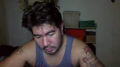 Snapshot of hothunkybear23 chatting on December 28, 1:39 am Khel online show from December 28, 1:39 am