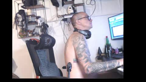 hotkinkytat online show from April 13, 11:05 pm