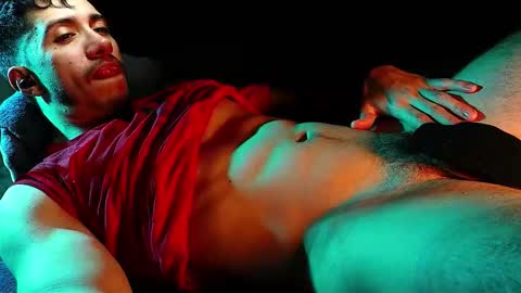 Snapshot of hotlatinking chatting on October 26, 1:40 am Hotlatinking online show from October 26, 1:40 am