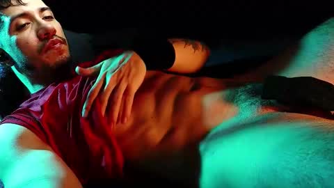 Hotlatinking online show from November 16, 12:35 am