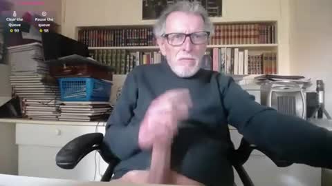 hotlux_54 online show from May 5, 1:57 pm