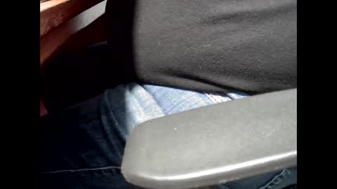 Snapshot of hotmassage50 chatting on March 3, 1:04 pm hotmassage50 online show from March 3, 1:04 pm