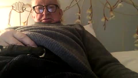 hotmuff99 online show from January 19, 4:46 pm
