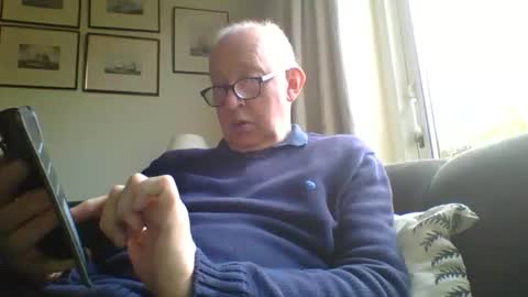 hotmuff99 online show from November 24, 9:10 am