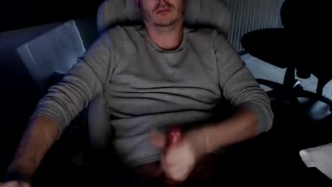 Snapshot of hotnickdk chatting on February 6, 7:13 am hotnickdk online show from February 6, 7:13 am
