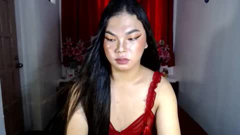 hotsiren101 online show from February 17, 7:51 am