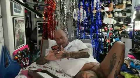 hotstuff775616 online show from June 9, 2:13 am