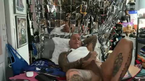 hotstuff775616 online show from April 28, 2:38 am