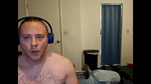 hotsummers95 online show from February 11, 4:28 am