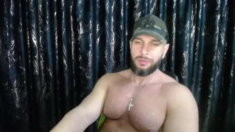Snapshot of hotterlrg chatting on March 1, 12:17 am hotterlrg online show from March 1, 12:17 am