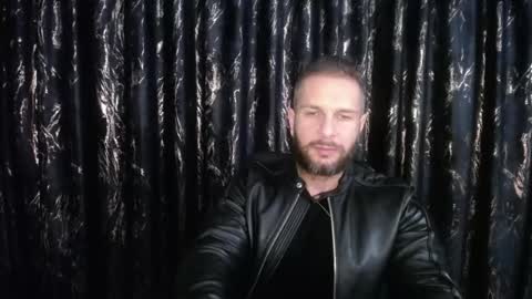 Snapshot of hotterlrg chatting on February 3, 10:21 pm hotterlrg online show from February 3, 10:21 pm
