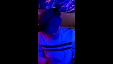 SeanPatrick online show from April 5, 6:21 am