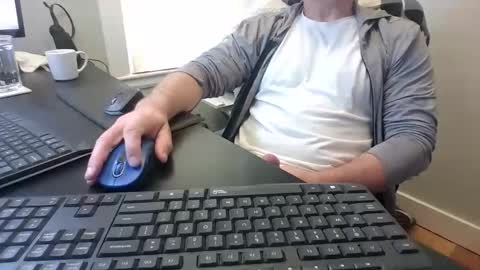 hoverday online show from May 11, 12:29 pm