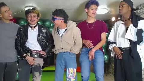 HOWENTS online show from February 22, 3:12 am