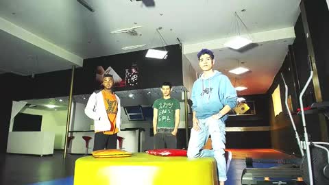 HOWENTS online show from January 26, 12:37 am