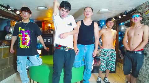 HOWENTS online show from December 10, 12:45 am