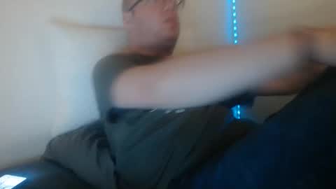 Snapshot of hoyboydkk chatting on October 5, 12:31 pm Christian online show from October 5, 12:31 pm