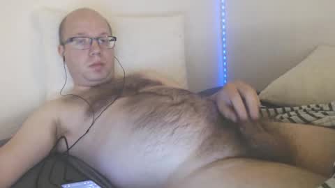 Snapshot of hoyboydkk chatting on October 14, 6:59 pm Christian online show from October 14, 6:59 pm