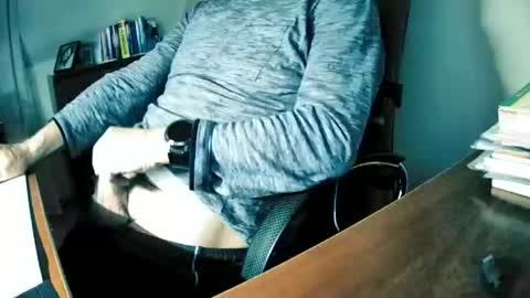 Peter online show from April 10, 7:32 pm