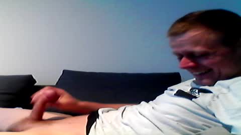 hubikush22 online show from May 7, 5:07 am