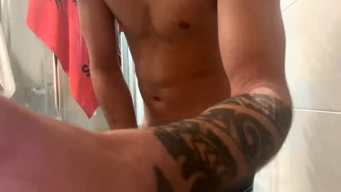 hugecock959448 online show from February 3, 7:57 am