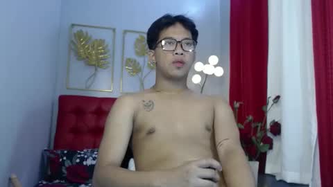 hugecockmiro online show from February 5, 7:07 am