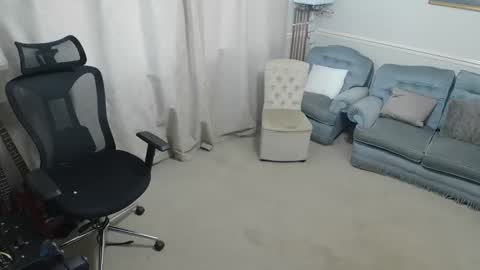 hugedick1965 online show from February 1, 9:08 am