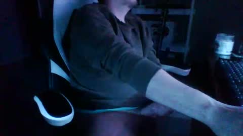 hugeload_151 online show from March 28, 1:28 am