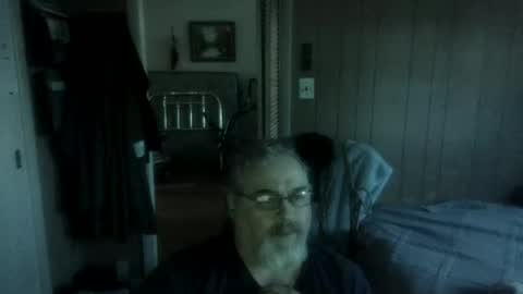 lonely huggy bear online show from June 19, 11:15 am