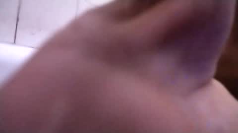 hugo198611 online show from October 12, 1:05 pm