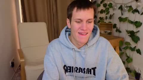 Snapshot of hun1er_steele chatting on October 20, 4:11 pm Hunter steele online show from October 20, 4:11 pm