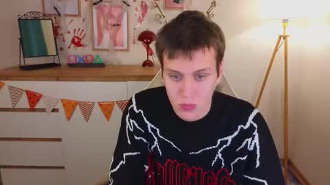 Snapshot of hun1er_steele chatting on October 26, 4:09 pm Hunter steele online show from October 26, 4:09 pm