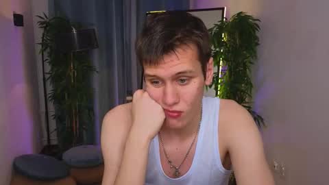 Snapshot of hun1er_steele chatting on October 19, 4:10 pm Hunter steele online show from October 19, 4:10 pm