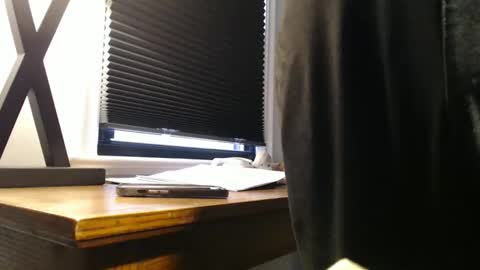 Big uncut cock dripping online show from May 15, 4:04 pm