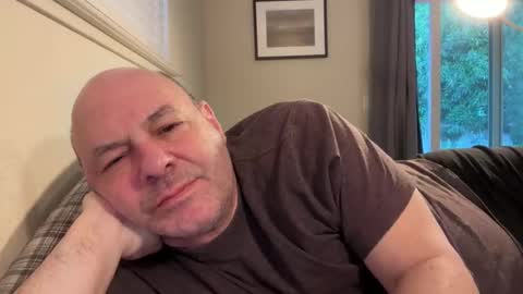 hung_well57 online show from April 7, 1:38 am