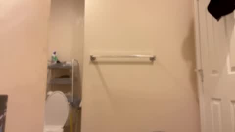 hungbwc99999 online show from March 5, 11:06 am