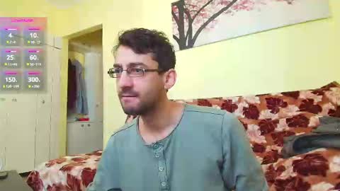 Snapshot of hungeddy chatting on March 9, 12:09 pm Eddy online show from March 9, 12:09 pm