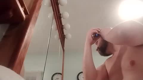 hungguy288889 online show from January 22, 1:20 am