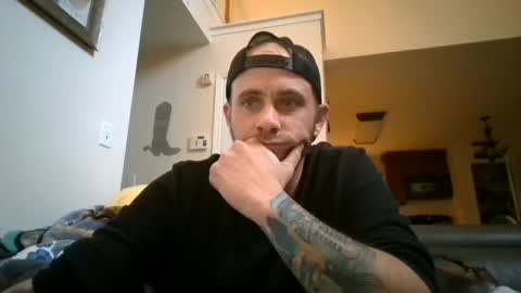 hungoutlaw69420 online show from February 12, 1:28 pm