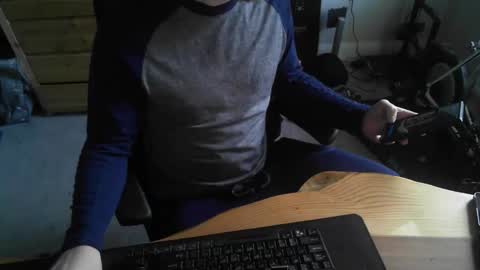 hungstud_again online show from February 13, 9:58 am