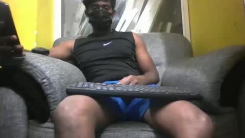 hunk_dominant online show from January 5, 12:10 pm