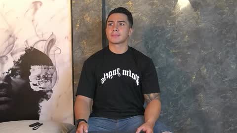 Snapshot of hunk_ryan chatting on September 22, 12:37 pm hunk_ryan online show from September 22, 12:37 pm
