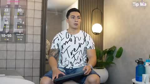 Snapshot of hunk_ryan chatting on February 26, 12:14 pm hunk_ryan online show from February 26, 12:14 pm