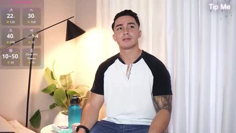 hunk_ryan online show from October 28, 12:07 pm