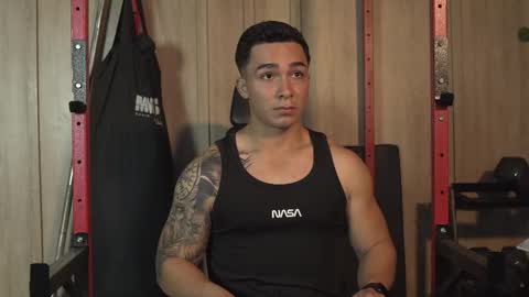 Snapshot of hunk_ryan chatting on October 6, 12:32 pm hunk_ryan online show from October 6, 12:32 pm