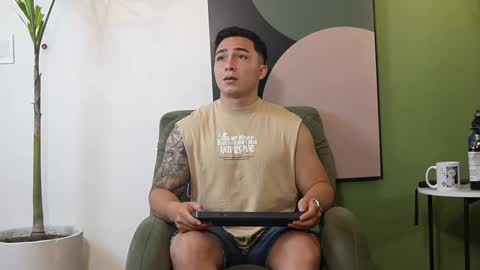 Snapshot of hunk_ryan chatting on February 21, 1:11 pm hunk_ryan online show from February 21, 1:11 pm